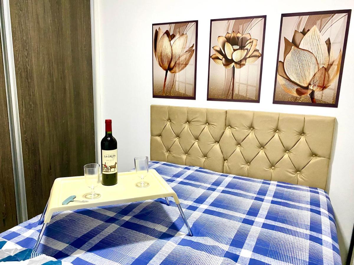 Apto No Centro Perto Do Shopping Com 2 Quartos De Casal Arcond Wifi Fibra Homeoffice E Garagem Em Dourados Buitenkant foto